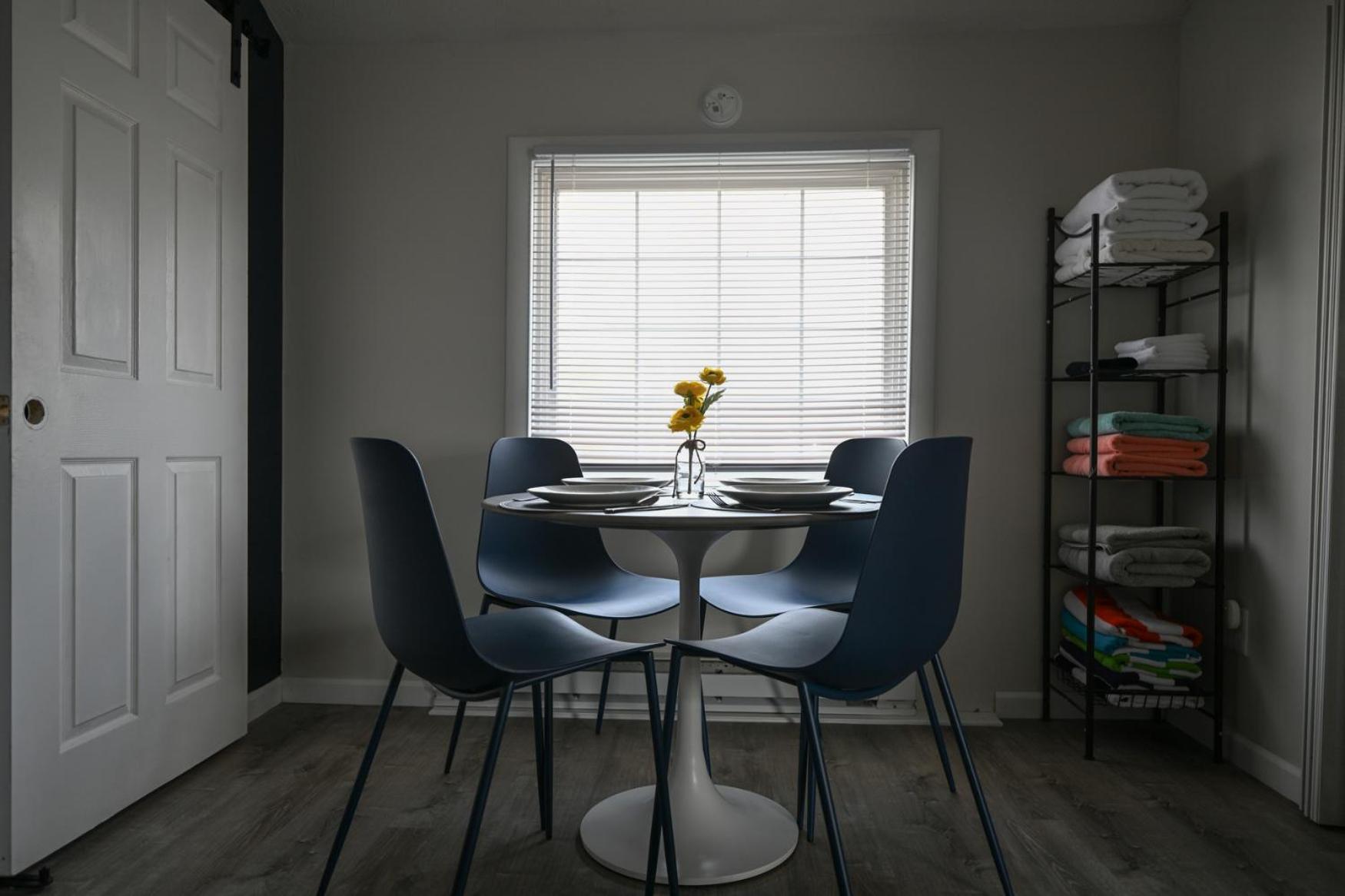 Recharge And Reconnect Your Cozy Vermilion Nest Buitenkant foto